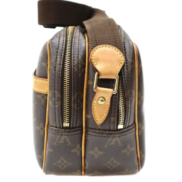 24 2097 6 Louis Vuitton Reporter Shoulder Bag