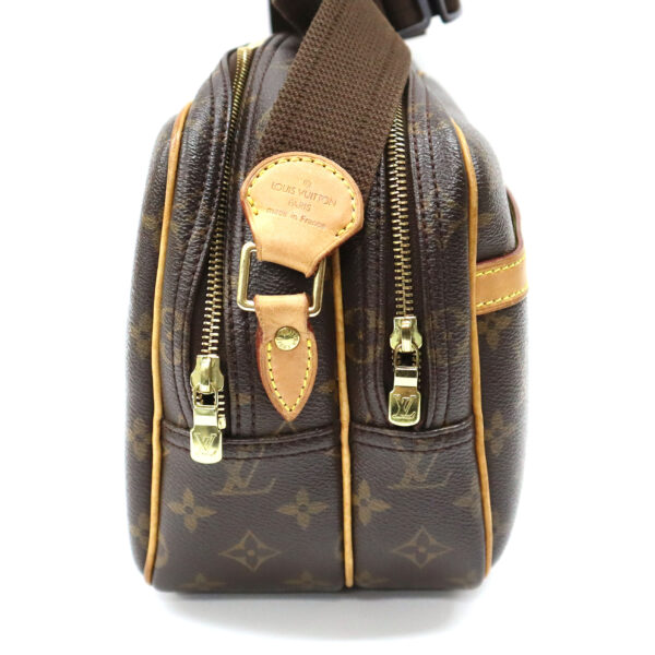 24 2097 7 Louis Vuitton Reporter Shoulder Bag