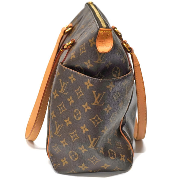 24 2455 4 Louis Vuitton Totally MM Tote Bag Monogram