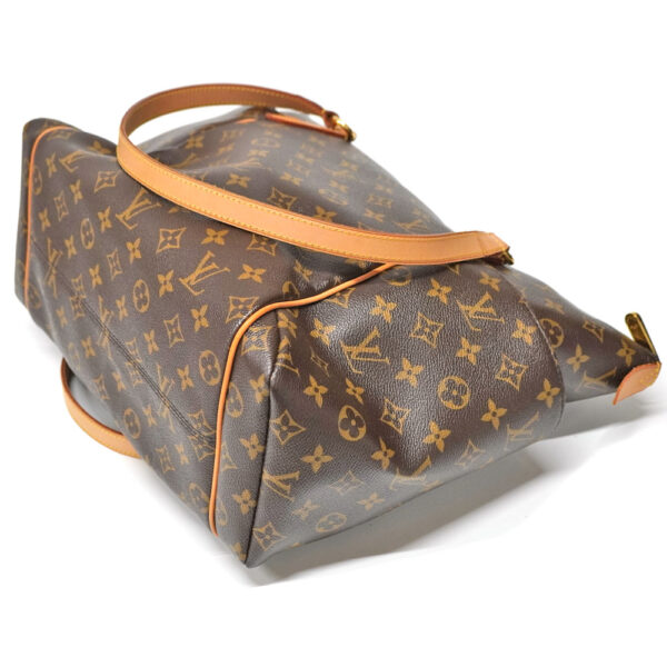 24 2455 6 Louis Vuitton Totally MM Tote Bag Monogram