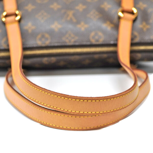 24 2455 8 Louis Vuitton Totally MM Tote Bag Monogram