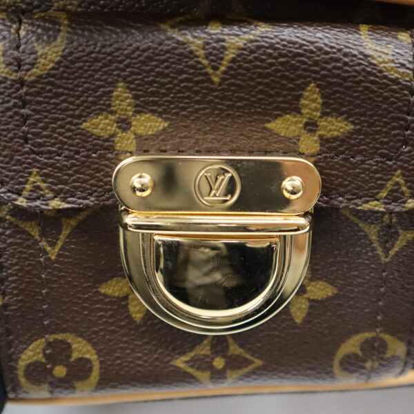 24 2530 6 Louis Vuitton Hudson Monogram Shoulder Bag