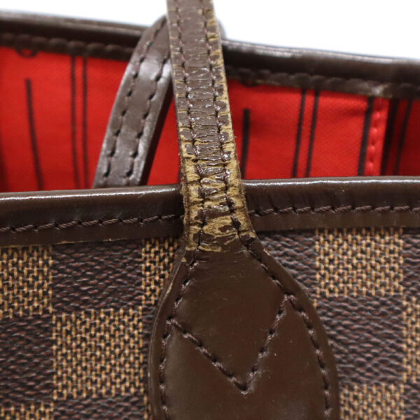 24 3361 10 Louis Vuitton Neverfull PM Tote Bag