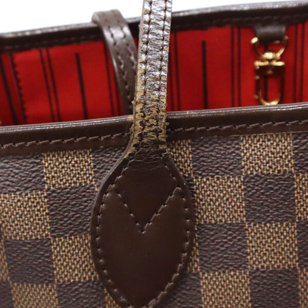 24 3361 9 Louis Vuitton Neverfull PM Tote Bag