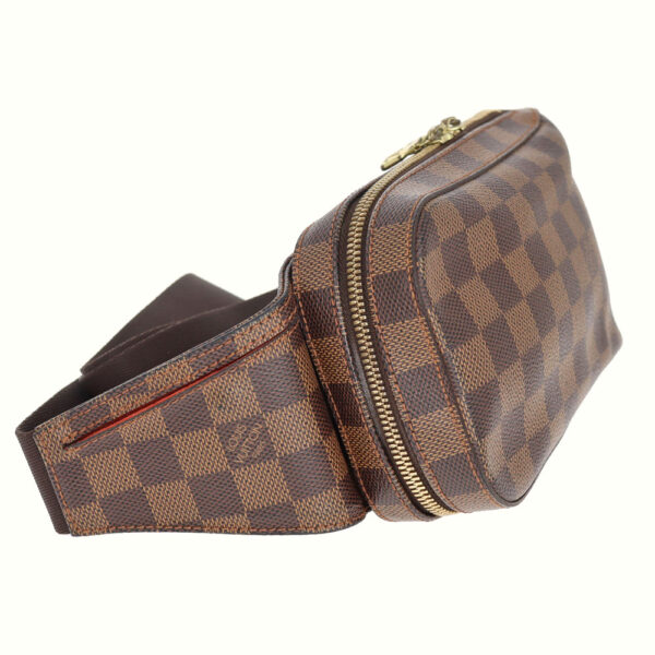 24 4665 2 Louis Vuitton Jeronimos Body Bag Damier