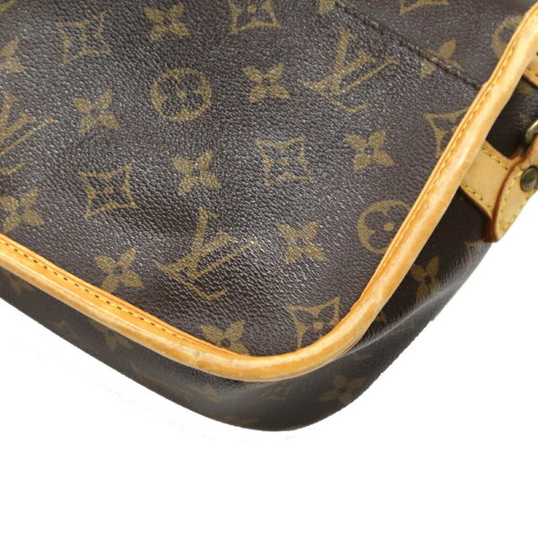 24 5743 8 Louis Vuitton Sologne Shoulder Bag Monogram Canvas