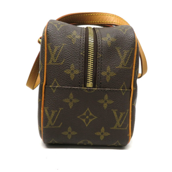 24001683 Louis Vuitton Cite MM Monogram Handbag