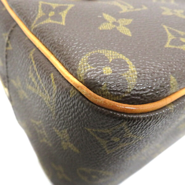 24001686 Louis Vuitton Cite MM Monogram Handbag