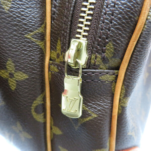 240249913 Louis Vuitton Nile Bag Monogram