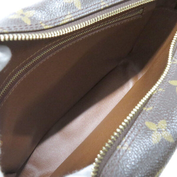 24024997 Louis Vuitton Nile Bag Monogram