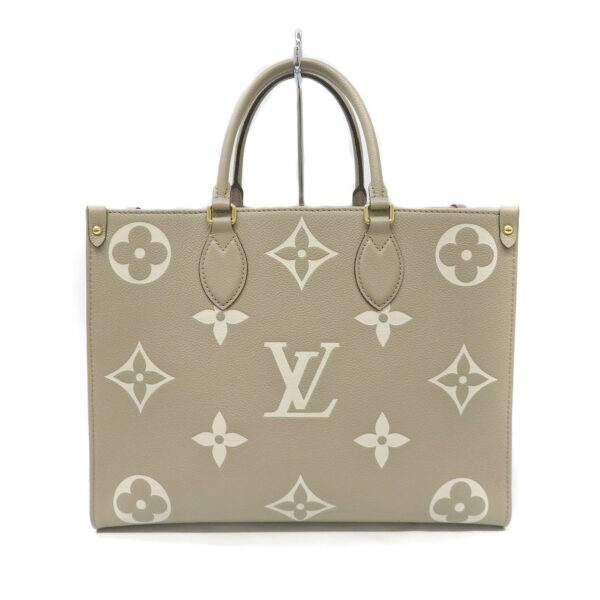 24025211 Louis Vuitton On the Go MM Bag Monogram