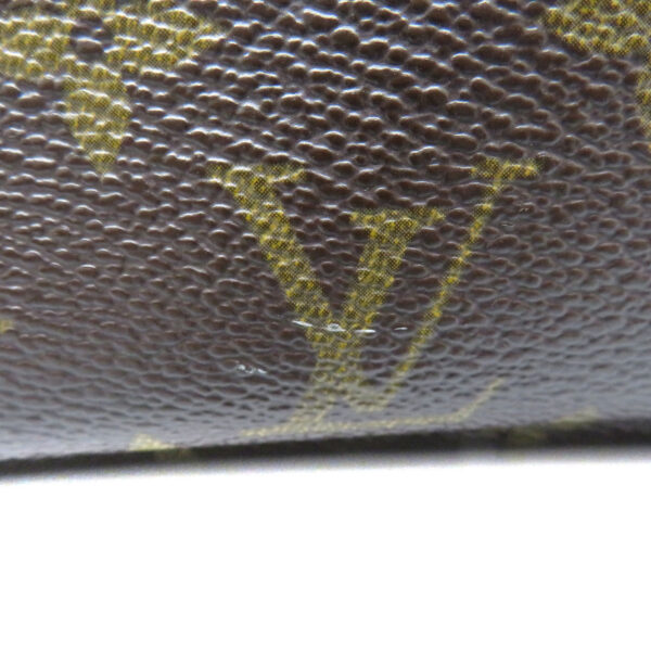 240306012 Louis Vuitton Pochette Accessoire Monogram Crossbody Bag