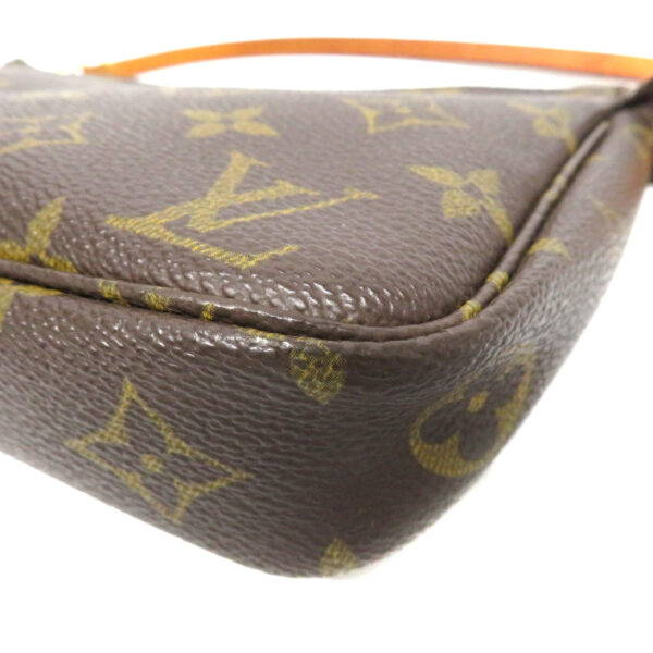 24030605 Louis Vuitton Pochette Accessoire Monogram Crossbody Bag