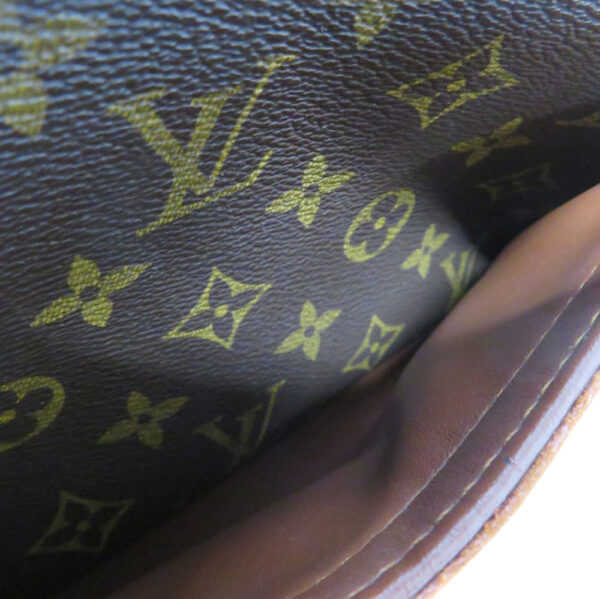 24054698 Louis Vuitton Blois Bag Monogram