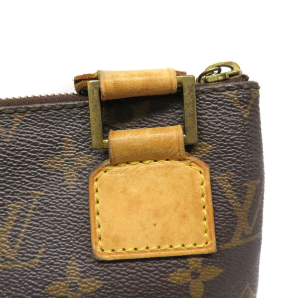 240556511 Louis Vuitton Pochette Bosphore Bag