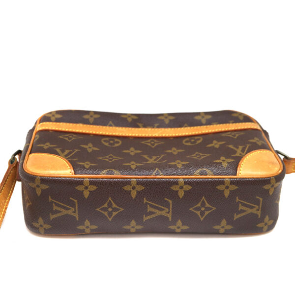 2412 5 Louis Vuitton Trocadero 24 Shoulder Bag Monogram Brown