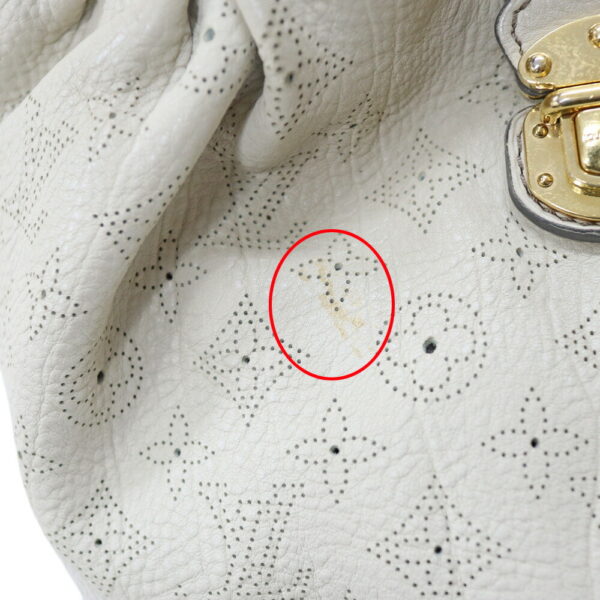 245425 6 Louis Vuitton Mahina L Bag