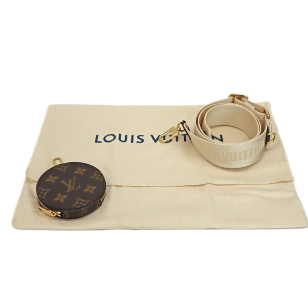 245456 12 Louis Vuitton On the Go EW Bag Monogram Giant