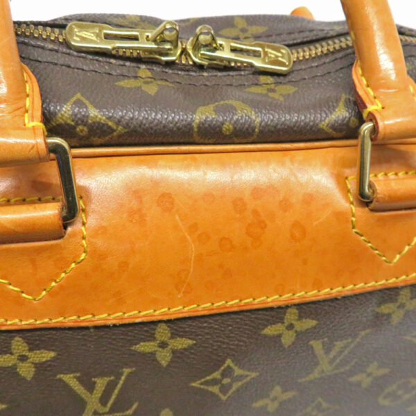 2455 Louis Vuitton Deauville Monogram Handbag