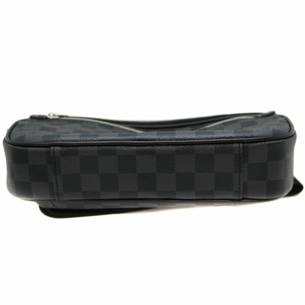 2885 5 Louis Vuitton Umbraer Body Bag Damier Graphite Black