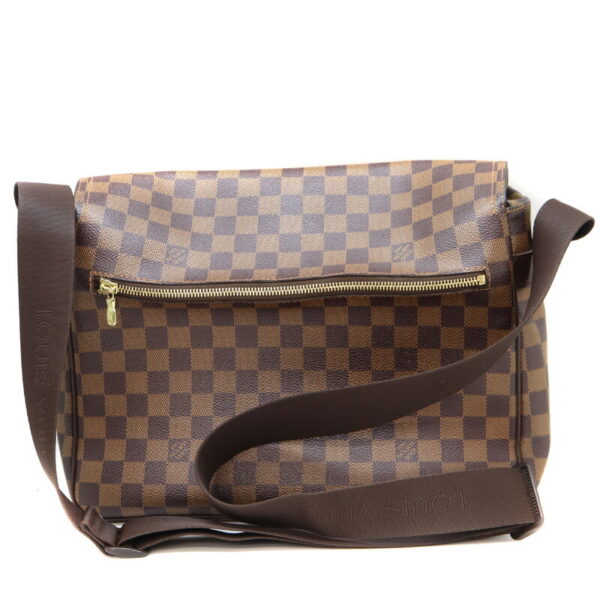 321 2 Louis Vuitton Messenger Melvire Shoulder Bag