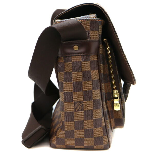 321 4 Louis Vuitton Messenger Melvire Shoulder Bag