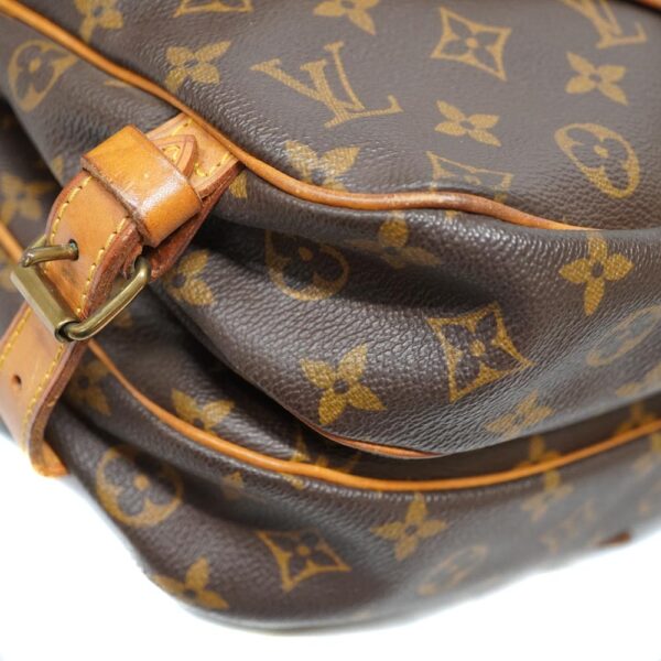 3318 13 Louis Vuitton Saumur 30 Bag