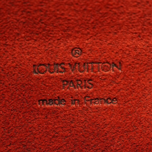 3884 9 Louis Vuitton Recital handbag