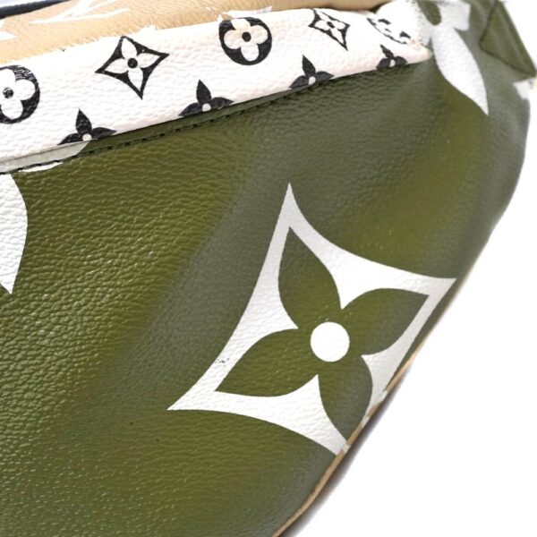 4420 6 Louis Vuitton Giant Bum Bag Body Bag Khaki Green