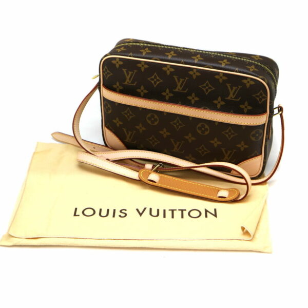 4534 Louis Vuitton Trocadero 27 Shoulder Bag Monogram Canvas Brown