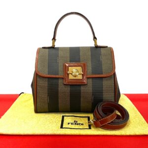 500a1954034 1 Burberry Logo Plate Internal Check Vintage Handbag Leather Brown