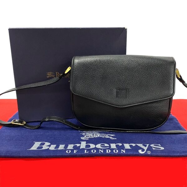 524c244564516 1 Burberry Shadow Horse Nova Leather Shoulder Bag Black