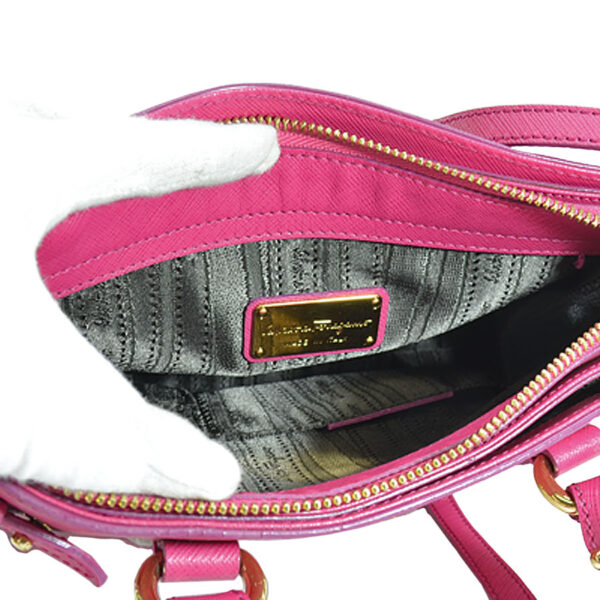 54290a 3 Salvatore Ferragamo Gancini Shoulder Bag Leather Pink White