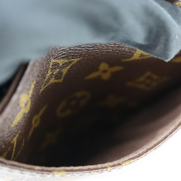 5639 9 Louis Vuitton Menilmontant PM Shoulder Bag Canvas Brown