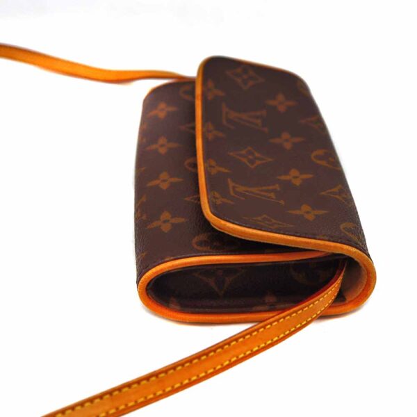 5815 3 Louis Vuitton Pochette Twin PM Shoulder Bag Monogram Canvas Brown