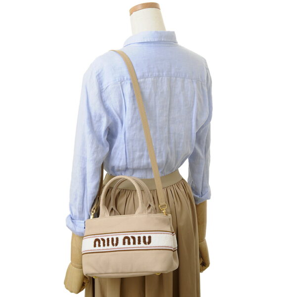 5ba2532f68f0065oro 4 Miu Miu Canvas Ricamo Handbag Beige