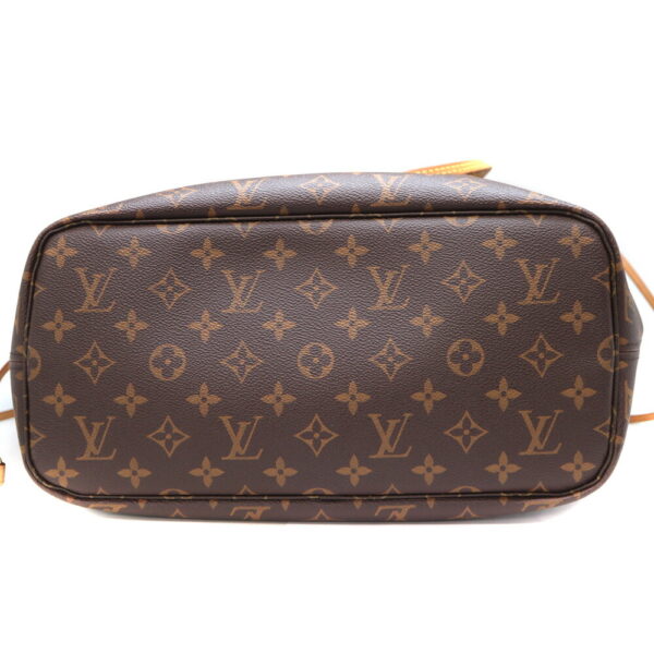 670 5 Louis Vuitton Neverfull MM Tote Bag Monogram Canvas Brown