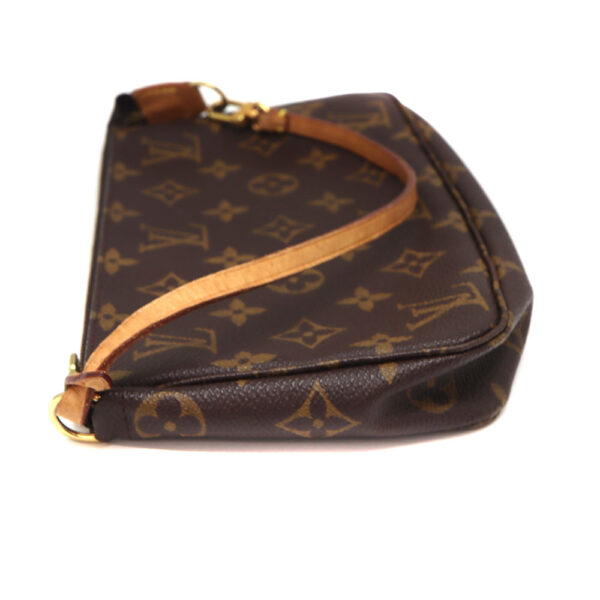 674 4 Louis Vuitton Pochette Accessory Pouch Monogram Canvas Brown