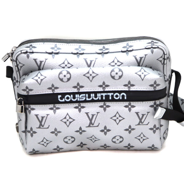 7518 1 Louis Vuitton Messenger PM Monogram Reflect Shoulder Bag