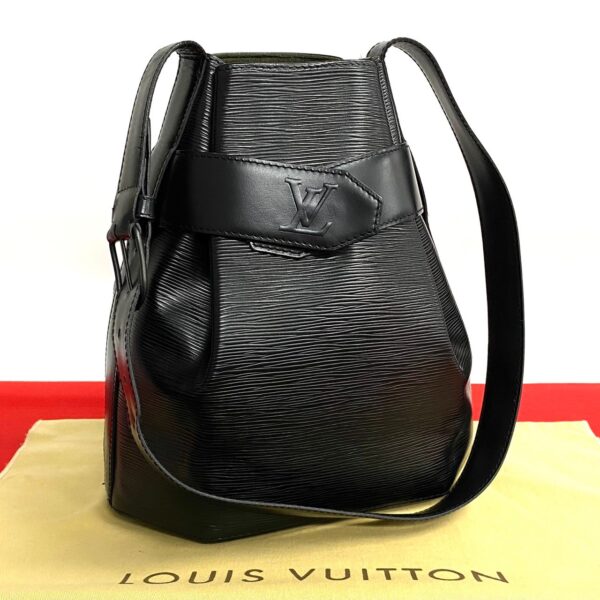 773a772 20671 1 Louis Vuitton Sac De Paul PM Shoulder Bag Epi Leather Black