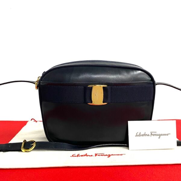 777b777 22410 1 Salvatore Ferragamo Vara Calf Leather Shoulder Bag Navy