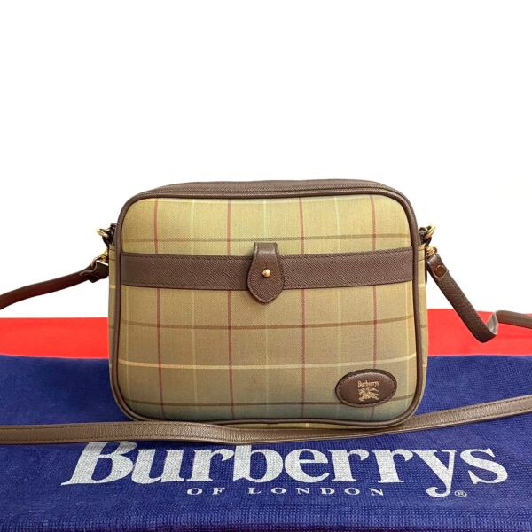 777b777 24864 1 Burberry Nova Check Shadow Horse Canvas Shoulder Pochette