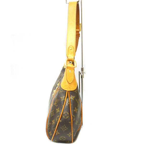 8040 3 Louis Vuitton Thames GM Monogram Shoulder Bag