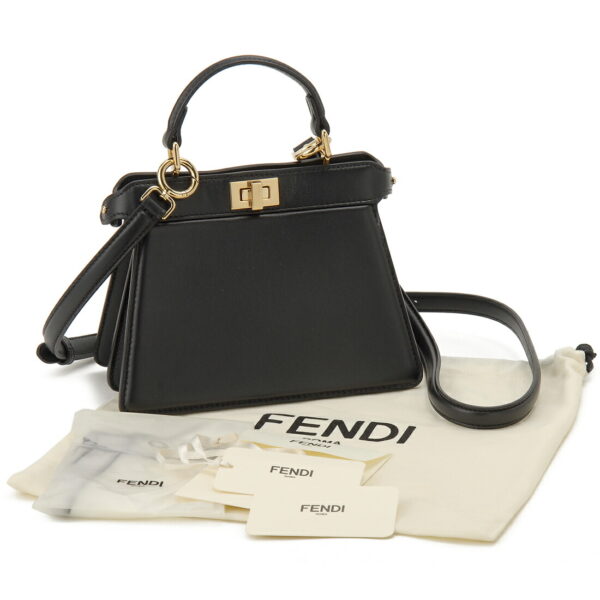 8bn335 abve f0kur 3 Fendi Peekaboo Handbag