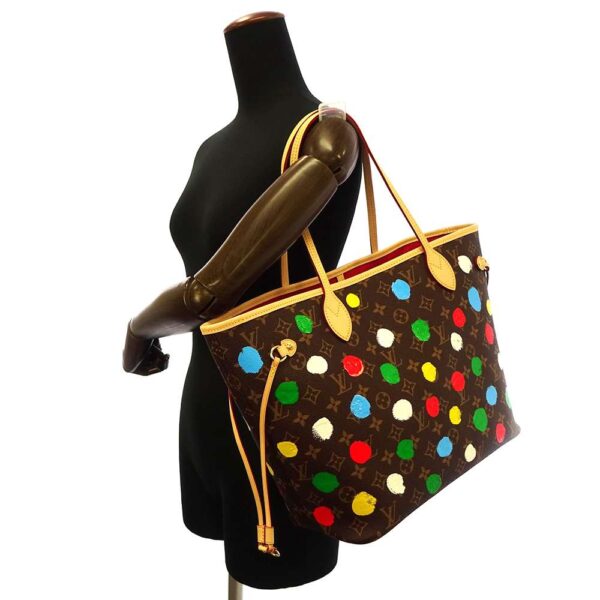 9039209 05 Louis Vuitton Neverfull MM Painted Dot Yayoi Kusama Tote Bag Brown