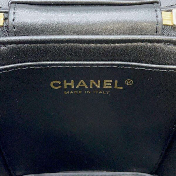 9294820 18 Chanel Matelasse Coco Mark Lambskin Vanity Bag Black