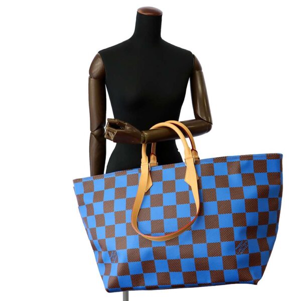 9295971 05 Louis Vuitton Sac Soft EW Damier Pop Canvas Tote Bag Blue