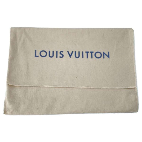 9345492 11 Louis Vuitton Posh Toilette 26 Monogram Pouch