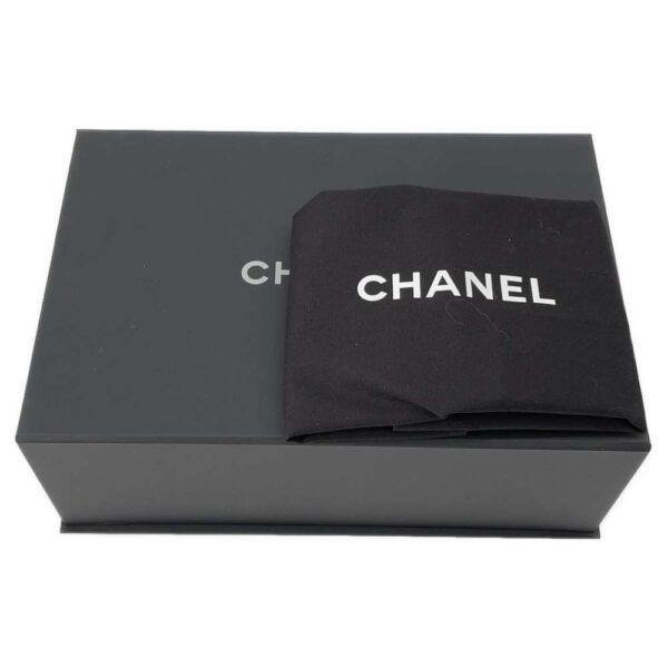 9347878 18 Chanel Matelasse Coco Mark Plate Caviar Bag Black