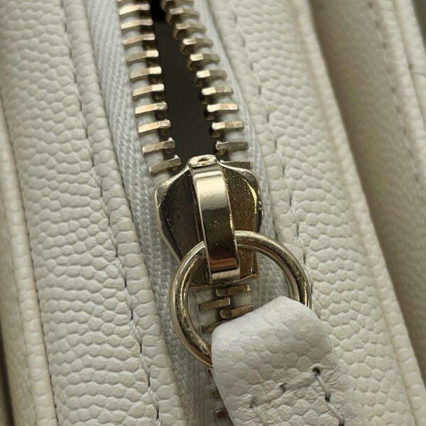 9433526 08 Chanel Matelasse Coco Mark Caviar Shoulder Bag White